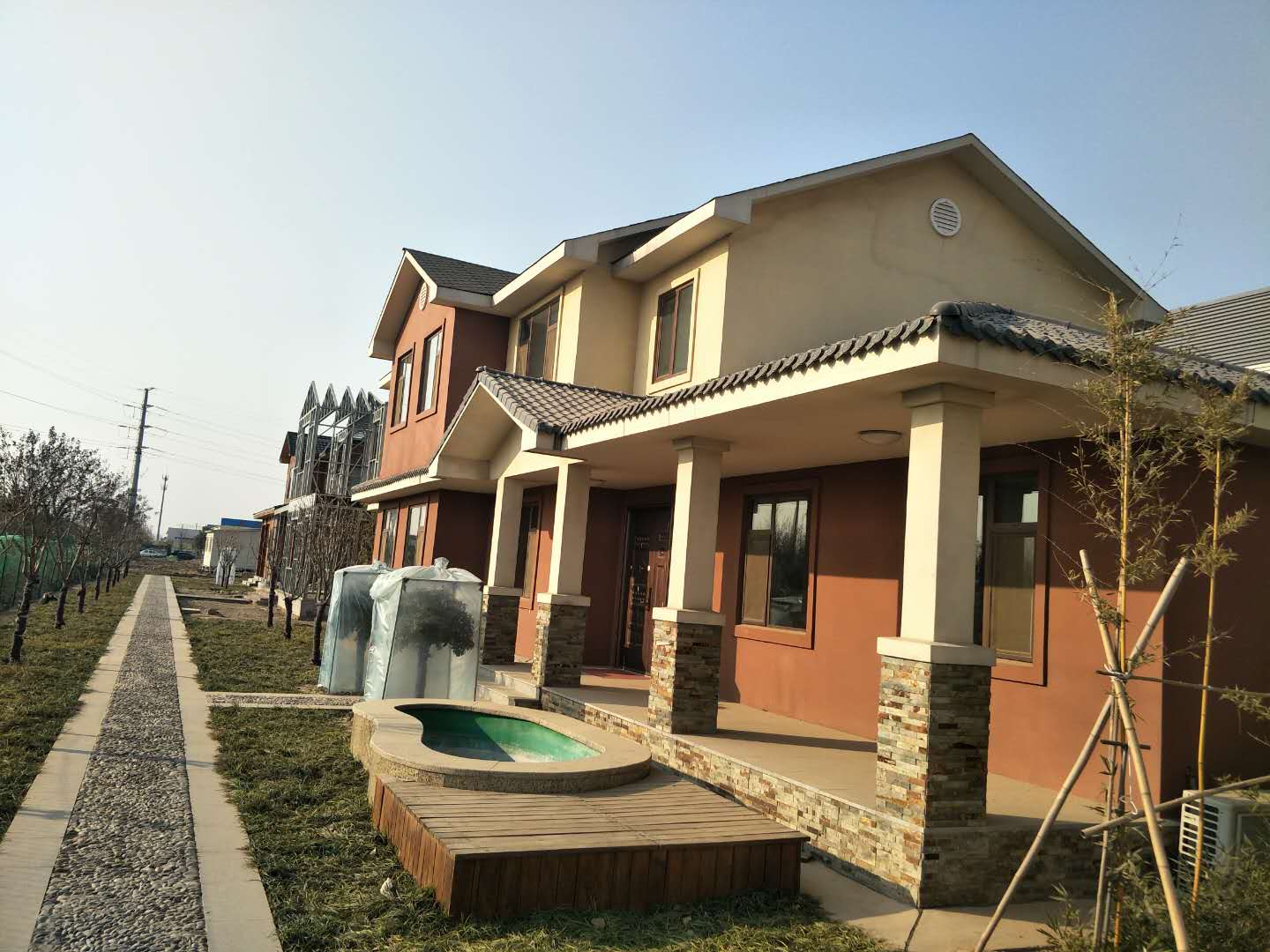 如何加強(qiáng)輕鋼建筑的外形與美觀? 如何加強(qiáng)輕鋼建筑的外形與美觀?